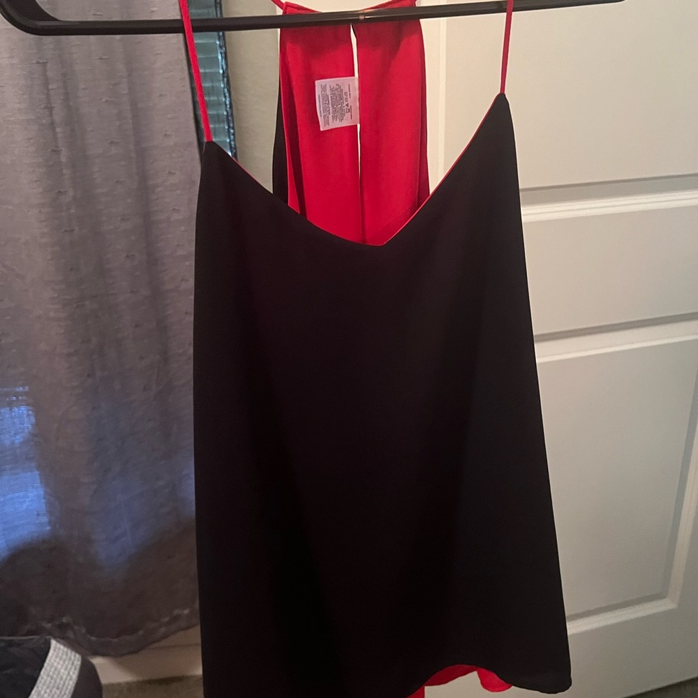 Express sleeveless Blouse